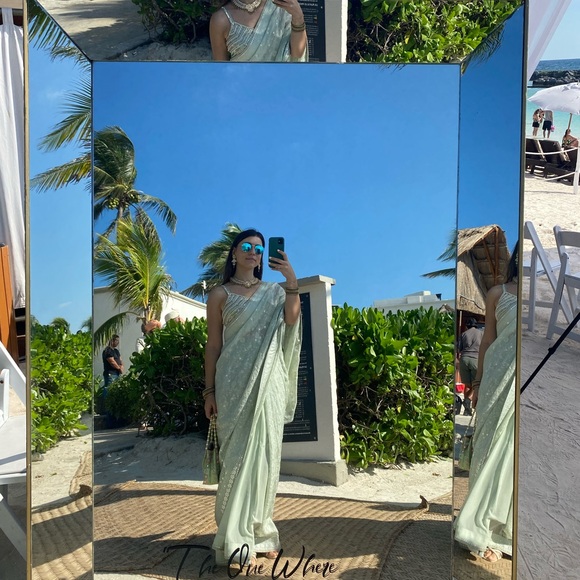 Sage green saree - Picture 2 of 7